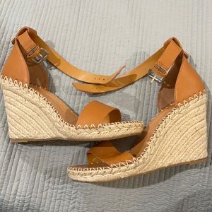 Dolce vita wedges